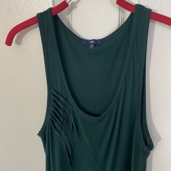 Gap Forest Green Sleeveless Pleated Draped Tapered Hem Tank Top, Medium - Picture 6 of 13